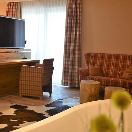 Hotel Bergwirt Herrieden Ngoại thất bức ảnh