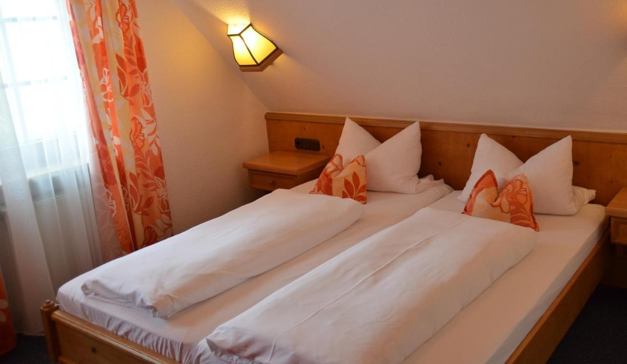 Hotel Bergwirt Herrieden Ngoại thất bức ảnh