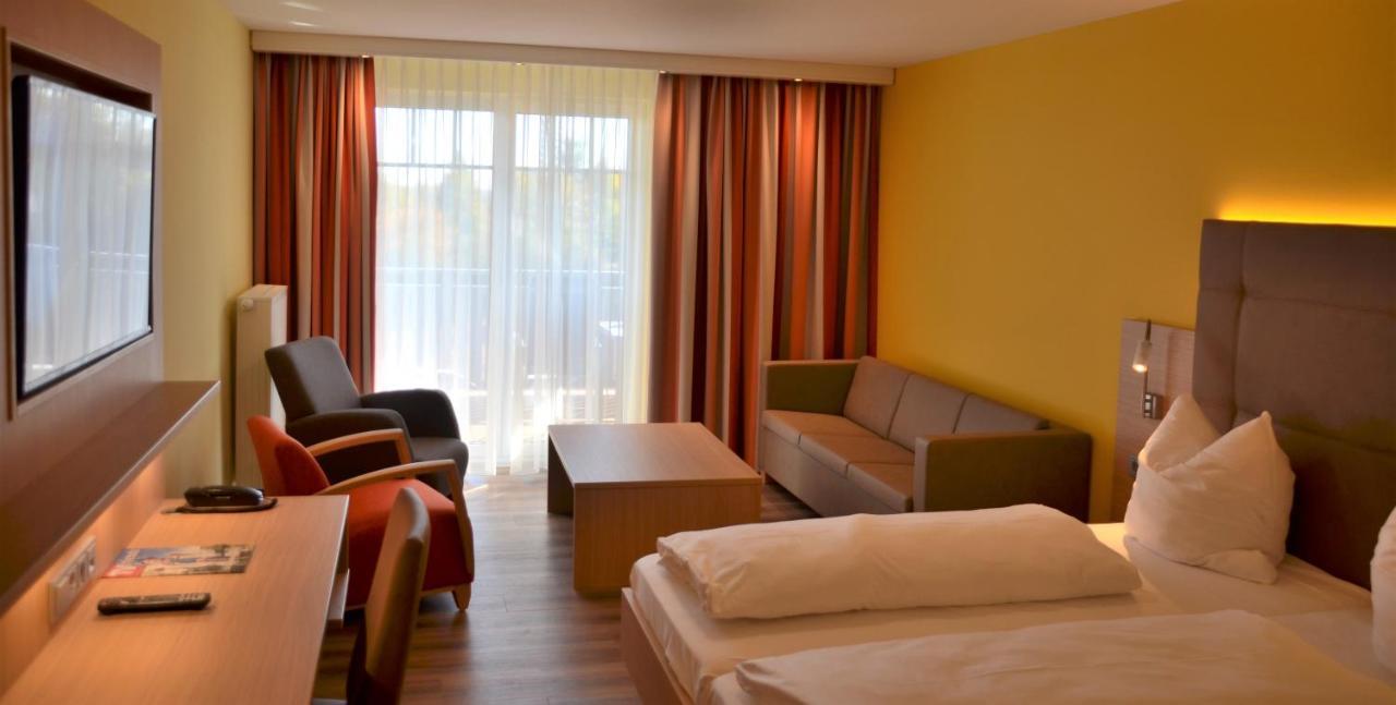 Hotel Bergwirt Herrieden Ngoại thất bức ảnh