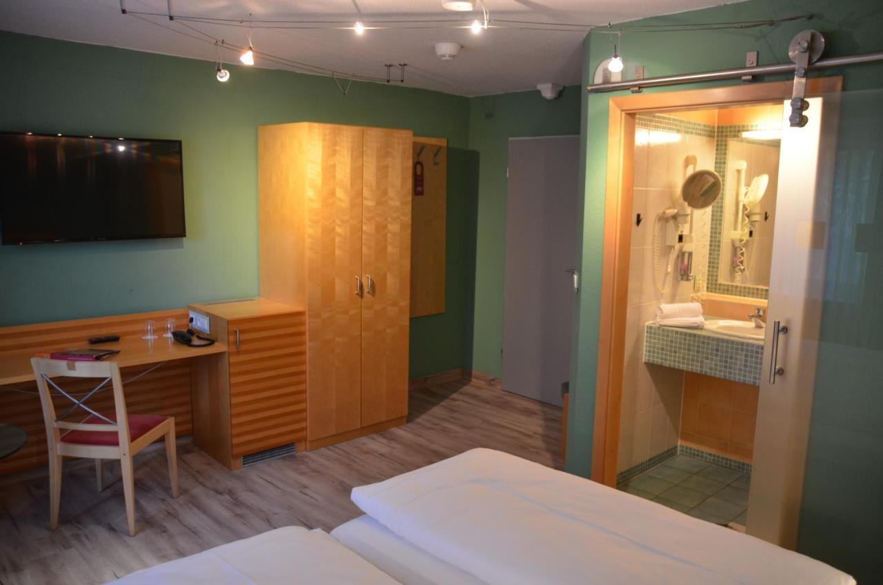 Hotel Bergwirt Herrieden Ngoại thất bức ảnh