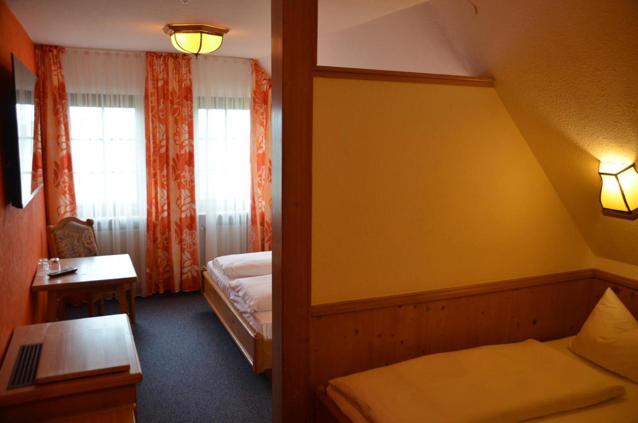 Hotel Bergwirt Herrieden Ngoại thất bức ảnh